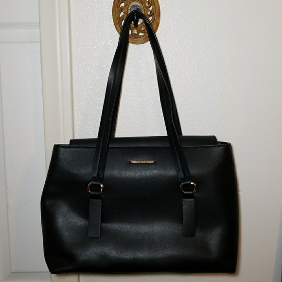 charles and keith large shoulder bag